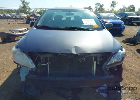 2013 Toyota Corolla Le z USA, uszkodzony, nr VIN 2T1BU4EE6DC062488